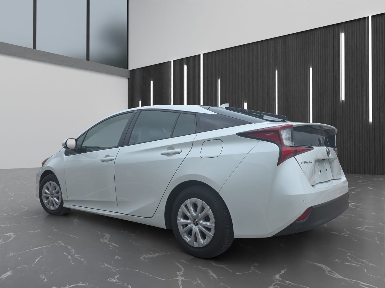 Toyota Prius - Image 8