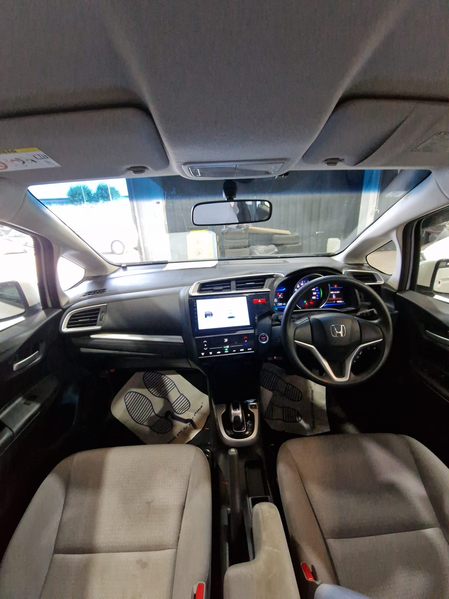 HONDA FIT - Image 6